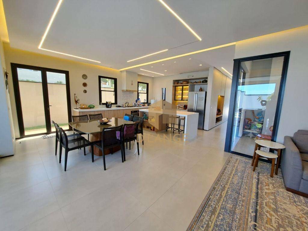 Casa de Condomínio à venda com 4 quartos, 299m² - Foto 8