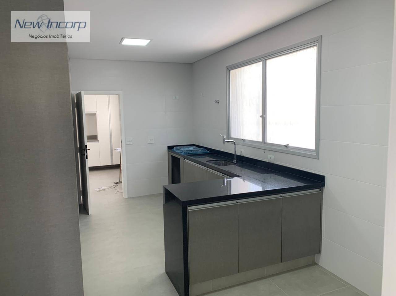 Apartamento à venda com 3 quartos, 182m² - Foto 6