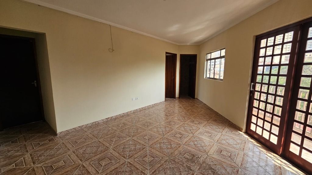 Apartamento para alugar com 3 quartos, 120m² - Foto 6