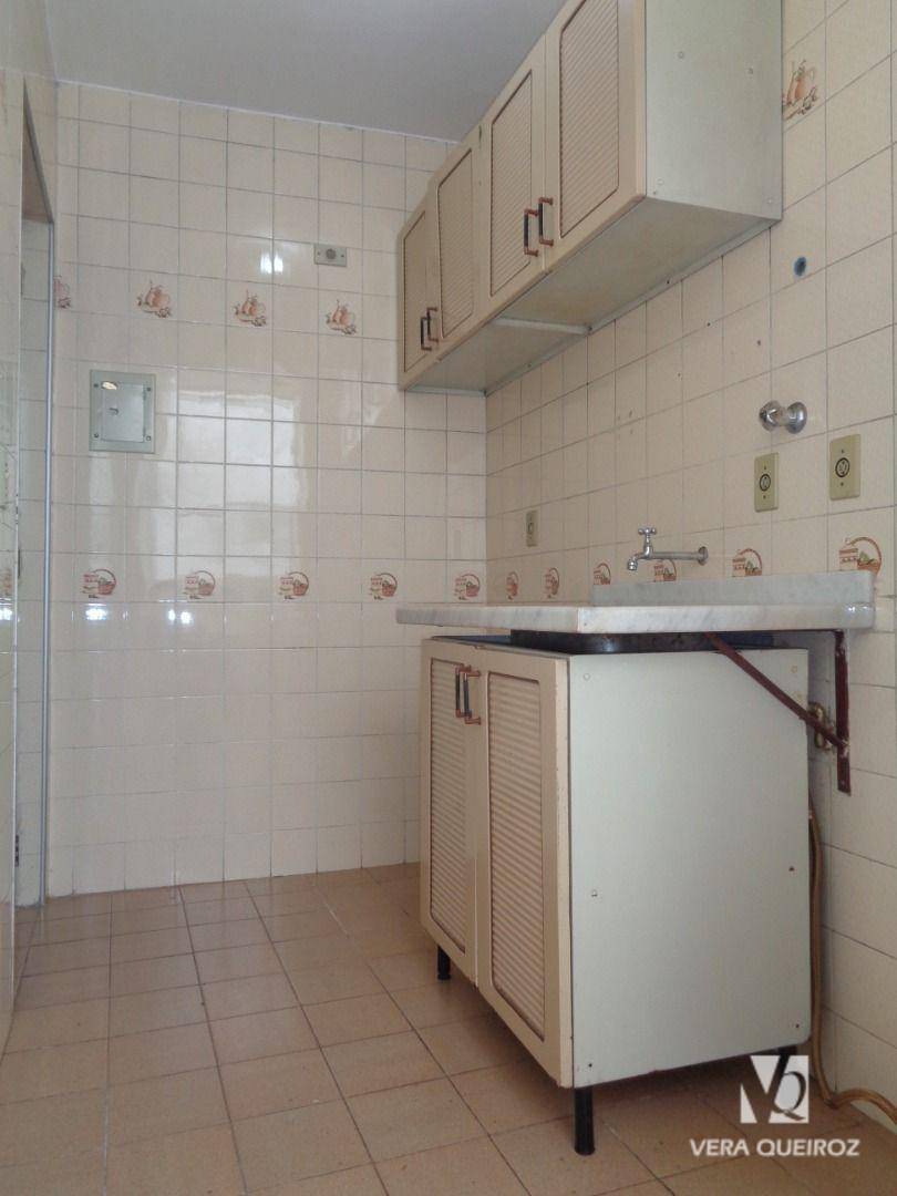 Apartamento para alugar com 1 quarto, 45m² - Foto 5