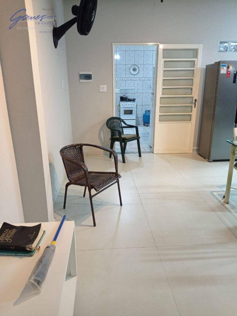 Casa à venda com 3 quartos, 160m² - Foto 13