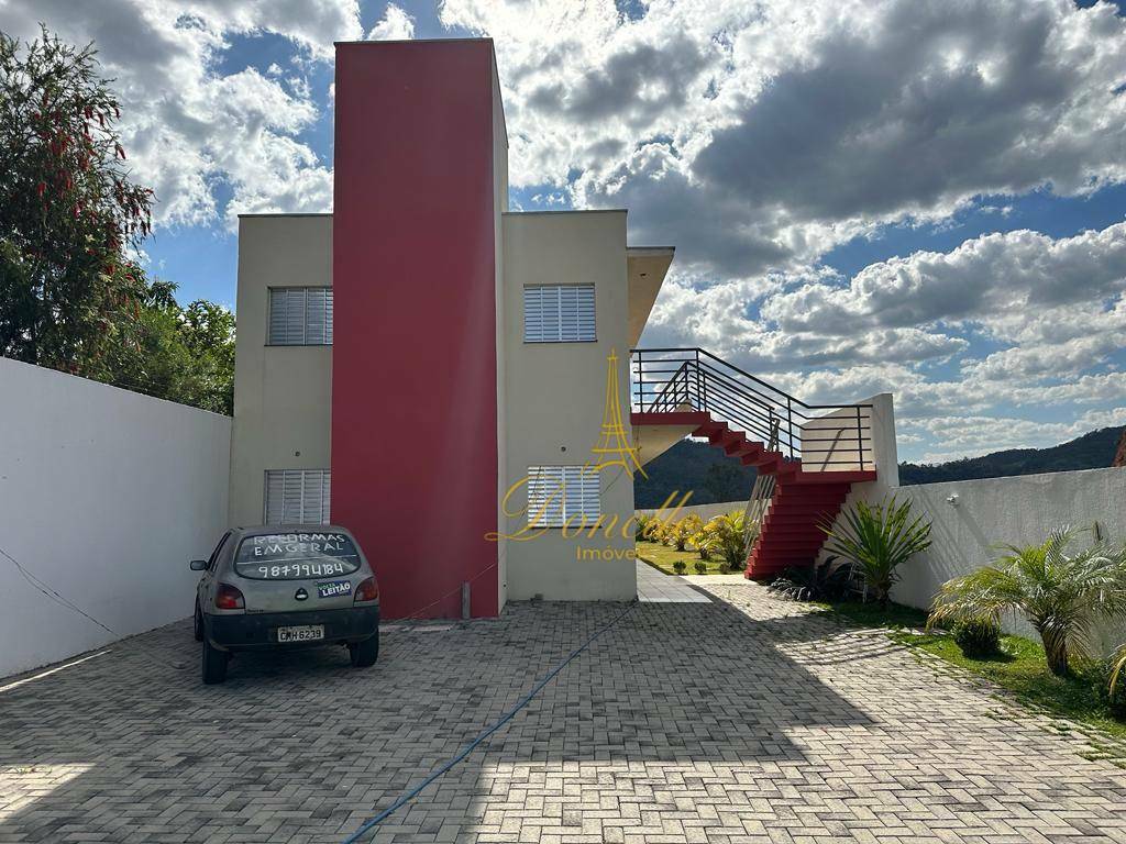 Casa à venda com 2 quartos, 55m² - Foto 3