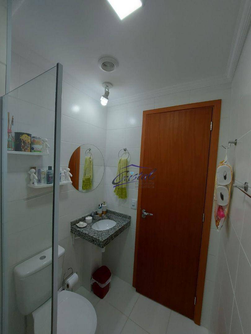 Apartamento à venda com 2 quartos, 44m² - Foto 18