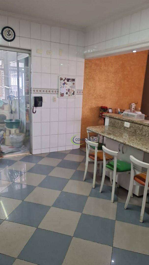 Apartamento à venda com 4 quartos, 123m² - Foto 11