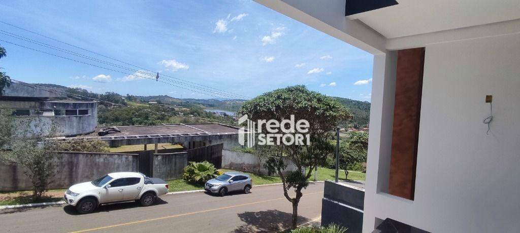 Casa de Condomínio à venda com 4 quartos, 328m² - Foto 13