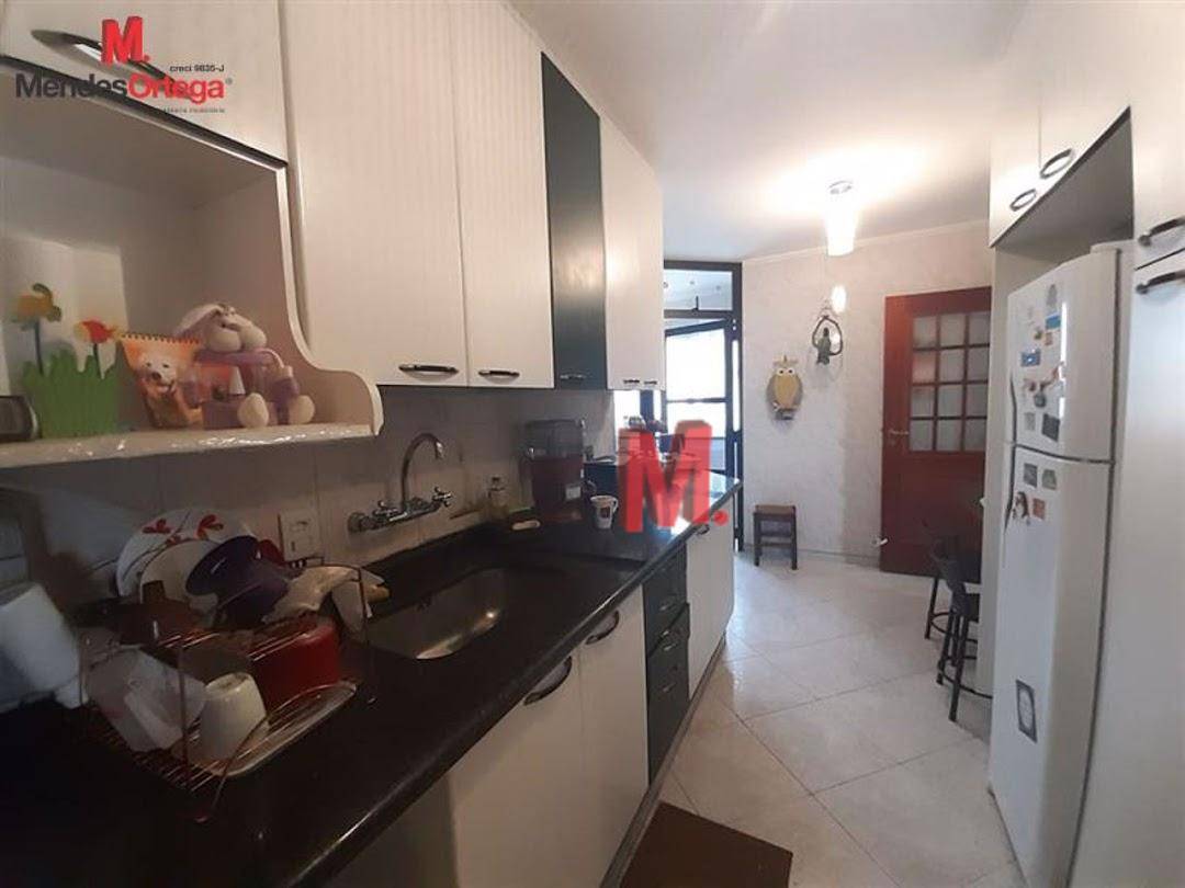 Apartamento à venda com 3 quartos, 286m² - Foto 30