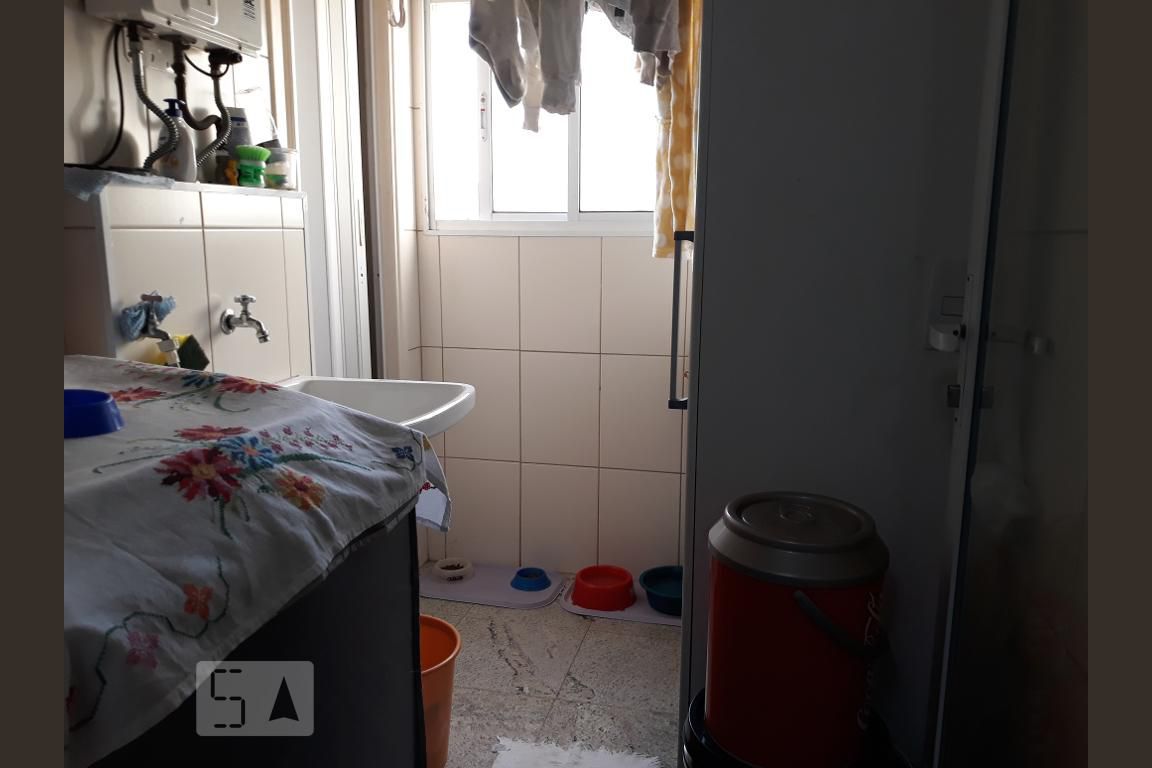 Apartamento à venda com 3 quartos, 80m² - Foto 2