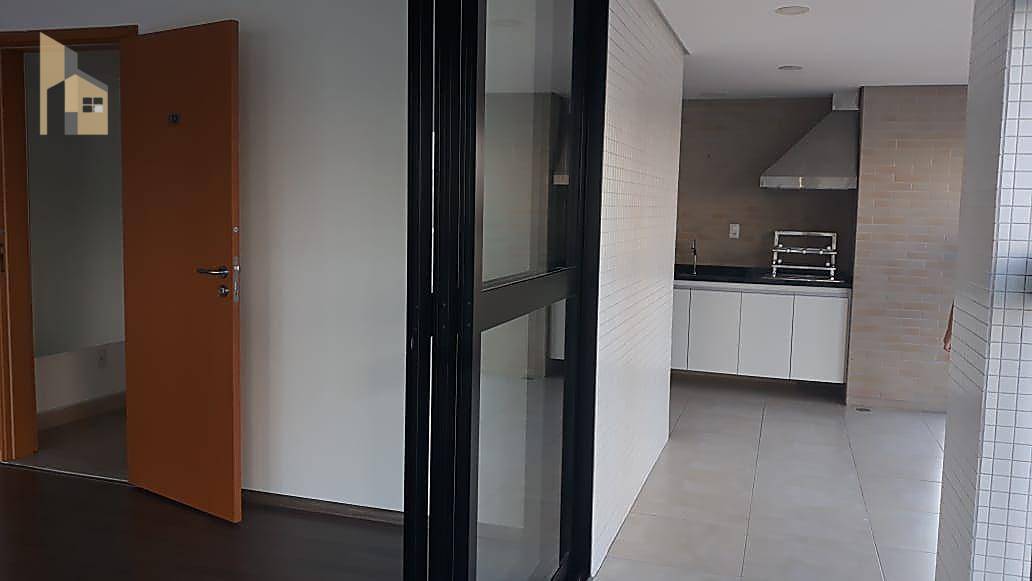 Apartamento à venda com 3 quartos, 140m² - Foto 19