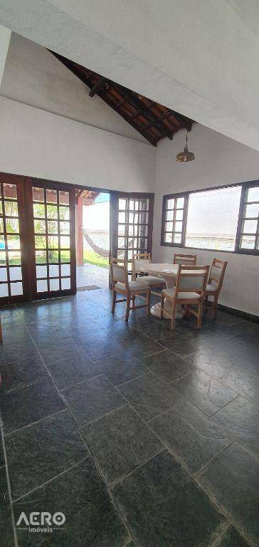 Casa à venda com 4 quartos, 150m² - Foto 8