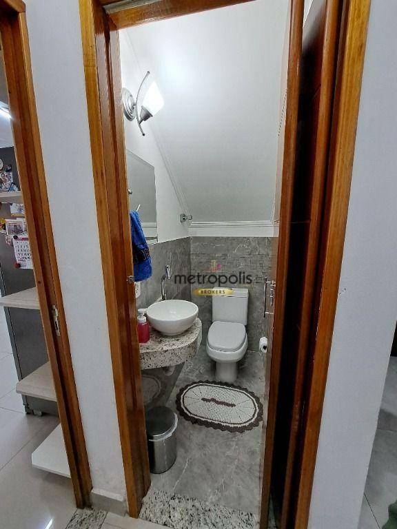 Sobrado à venda com 3 quartos, 250m² - Foto 15