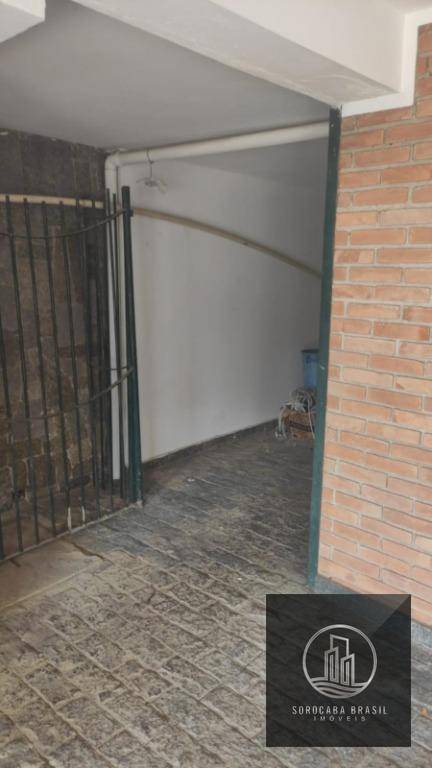 Sobrado à venda com 3 quartos, 332m² - Foto 2