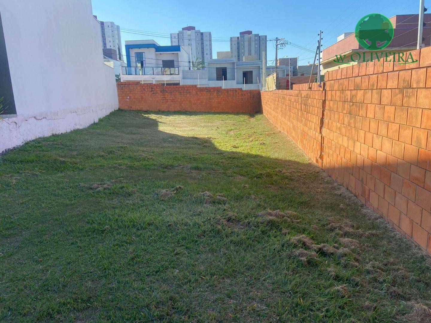 Loteamento e Condomínio à venda, 332M2 - Foto 1