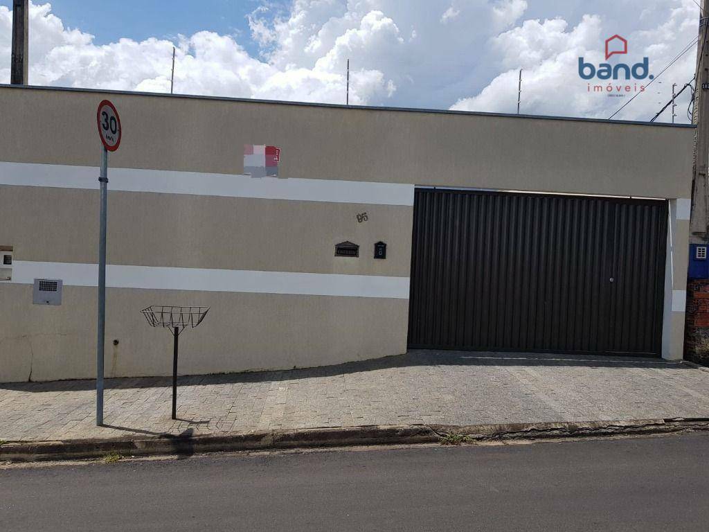 Casa à venda com 2 quartos, 183m² - Foto 2