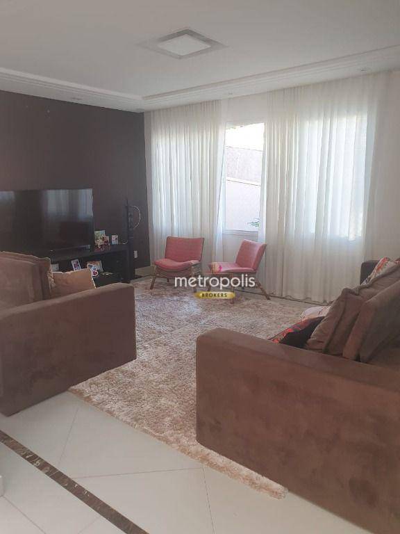 Sobrado à venda com 3 quartos, 348m² - Foto 2