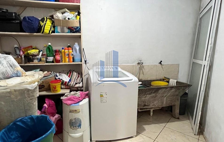 Terreno à venda com 4 quartos, 270m² - Foto 17