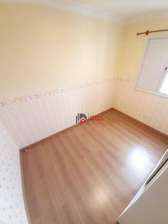 Apartamento à venda com 3 quartos, 80m² - Foto 18