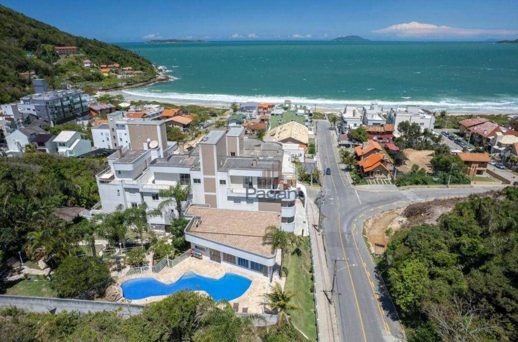 Cobertura, 4 quartos, 217 m² - Foto 3