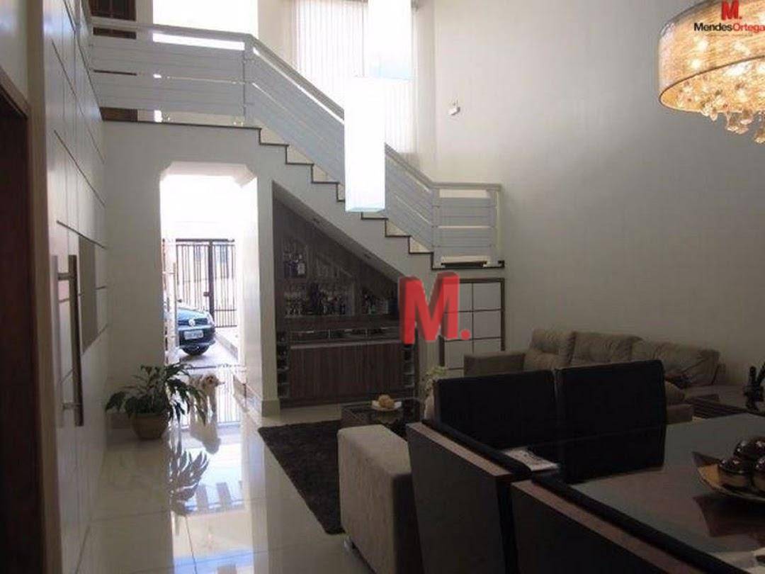 Casa à venda com 3 quartos, 274m² - Foto 6