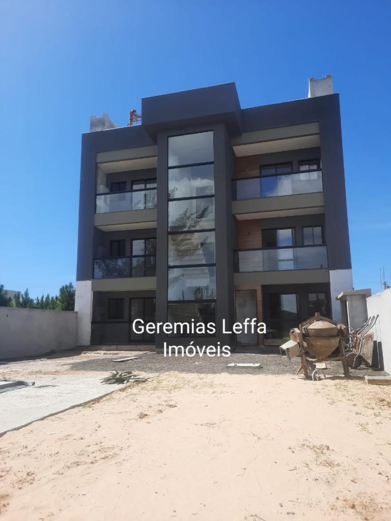 Apartamento à venda com 2 quartos, 64m² - Foto 2