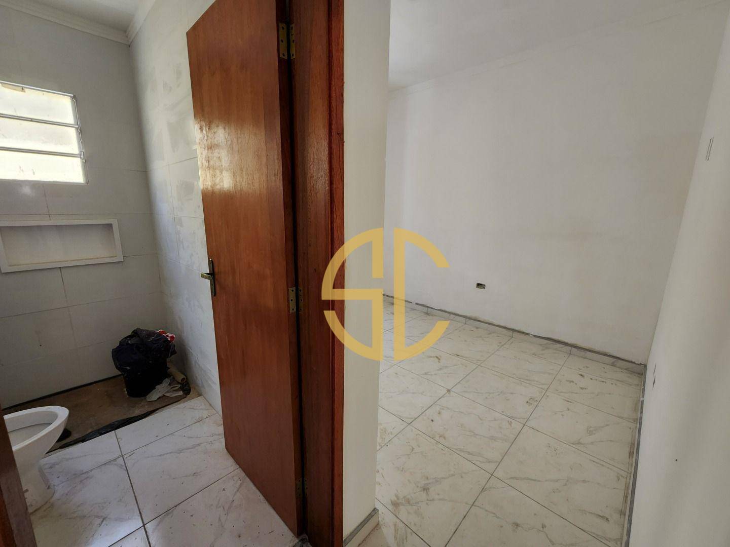 Casa à venda com 2 quartos, 52m² - Foto 11