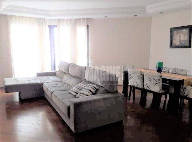 Apartamento à venda com 3 quartos, 136m² - Foto 2