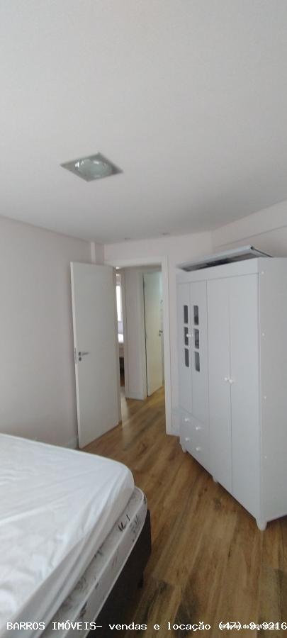 Apartamento à venda com 3 quartos, 79m² - Foto 13