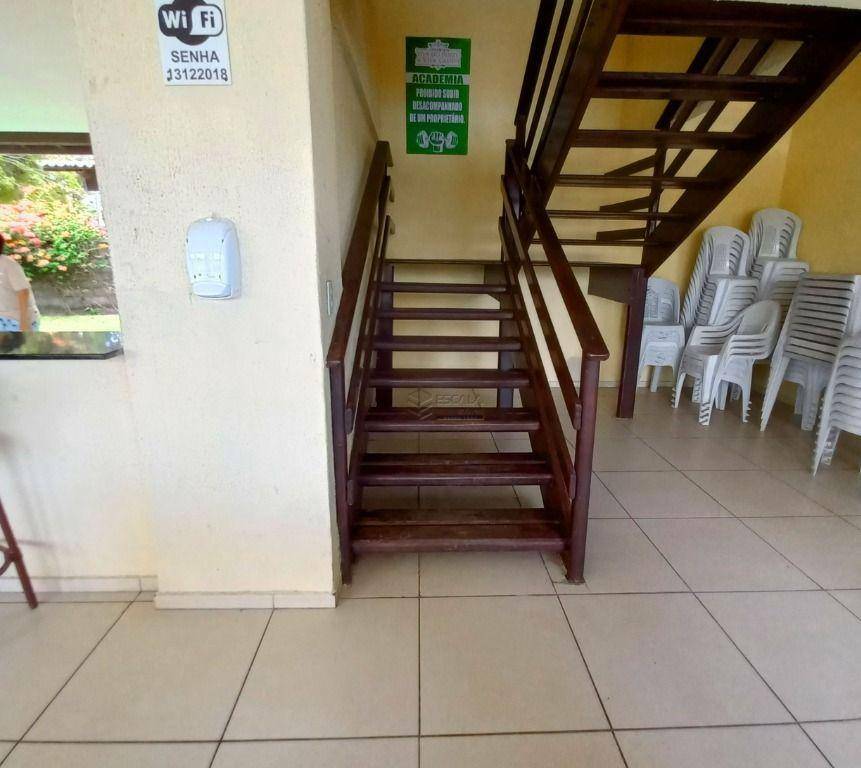 Casa de Condomínio à venda com 3 quartos, 240m² - Foto 48