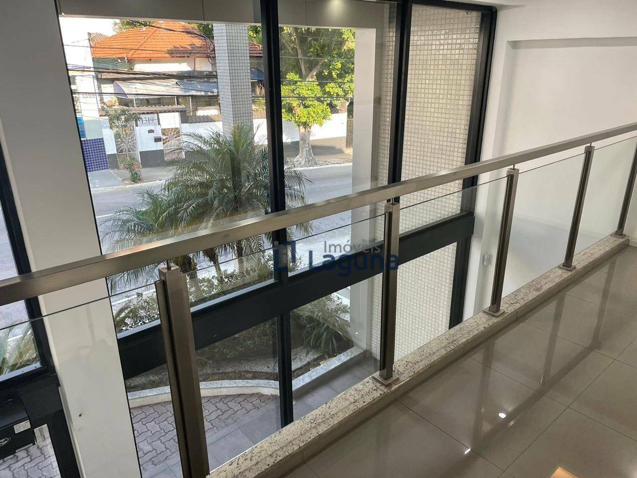 Prédio Inteiro para alugar, 2100m² - Foto 1