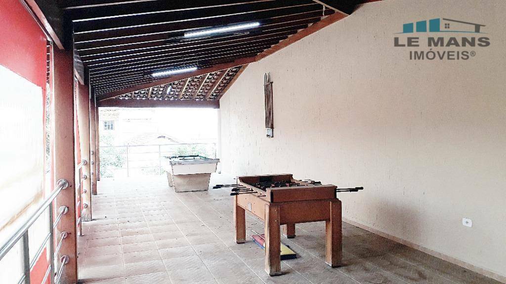 Casa à venda com 3 quartos, 324m² - Foto 21