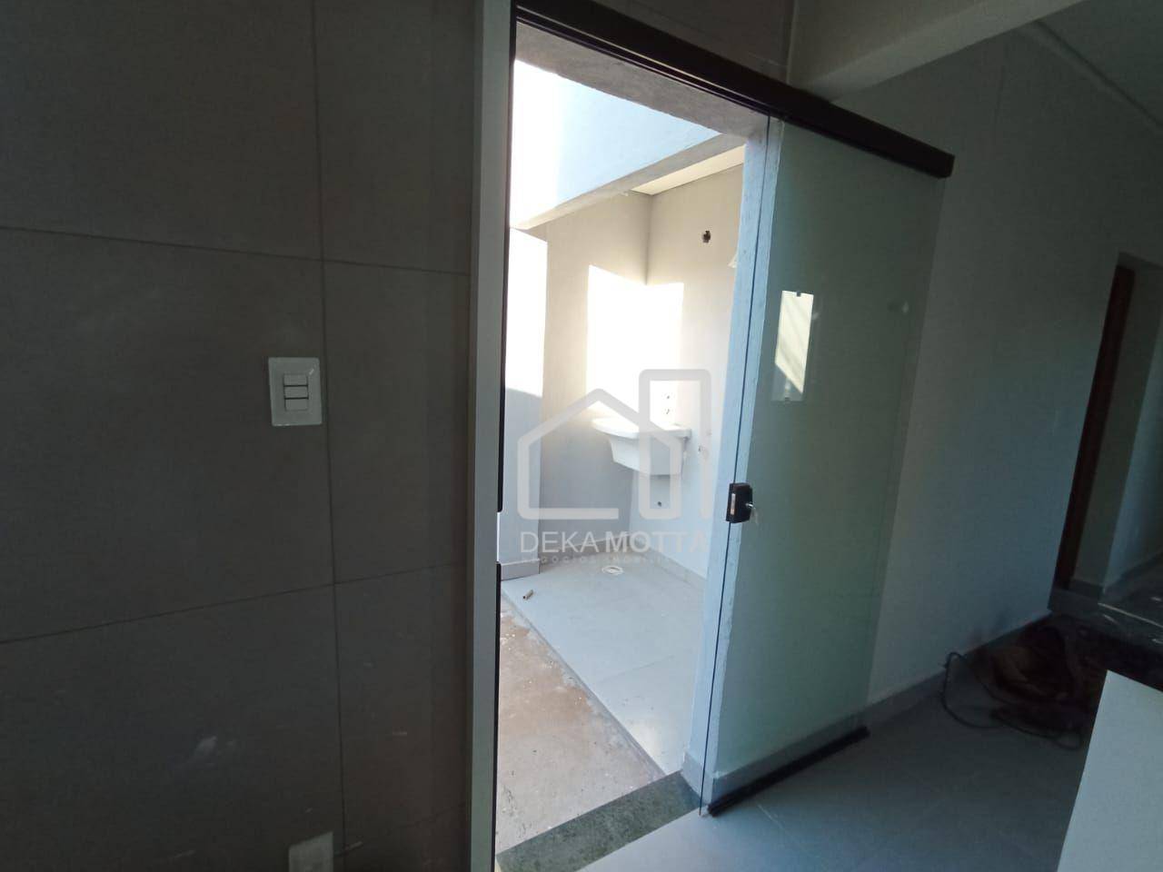 Casa à venda com 2 quartos, 105m² - Foto 16