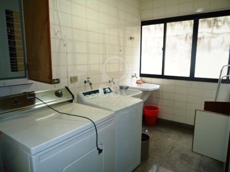 Apartamento à venda com 4 quartos, 254m² - Foto 18