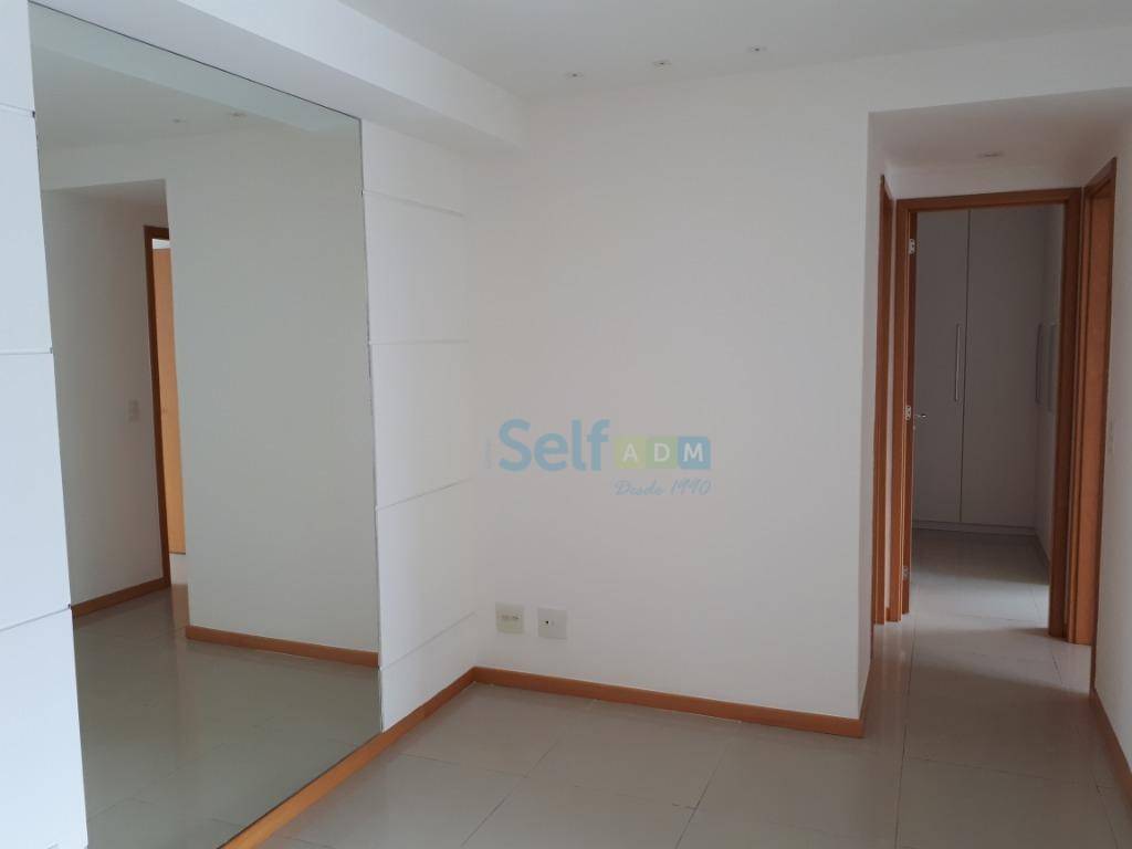 Apartamento para alugar com 2 quartos, 81m² - Foto 8