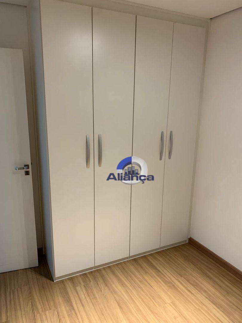 Apartamento para alugar com 3 quartos, 77m² - Foto 17