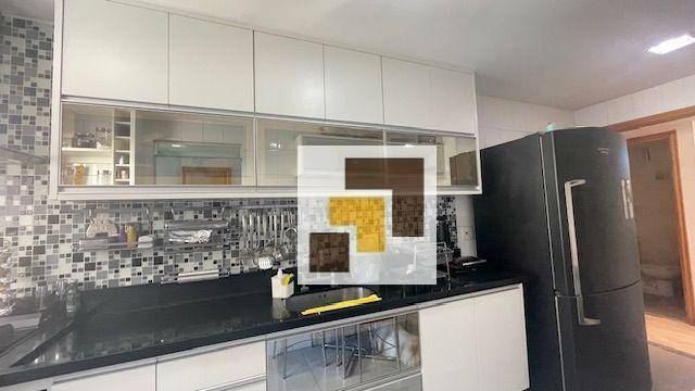 Apartamento à venda com 3 quartos, 125m² - Foto 52