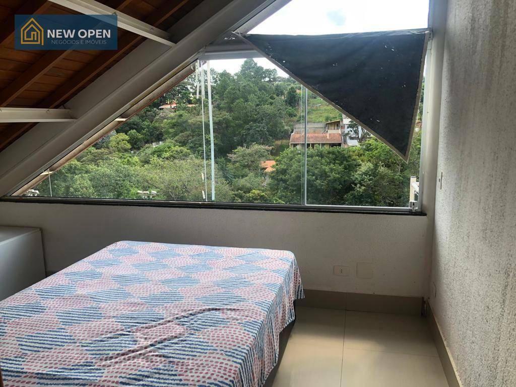 Casa à venda com 5 quartos, 246m² - Foto 13