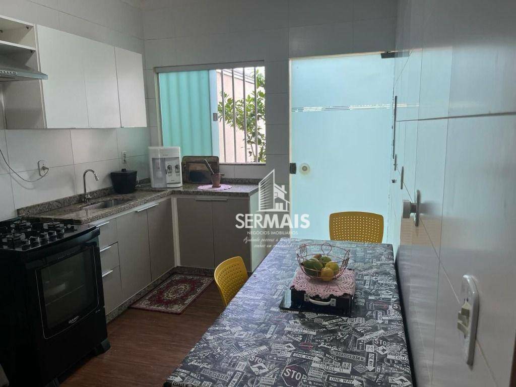 Casa de Condomínio à venda com 3 quartos, 262m² - Foto 21