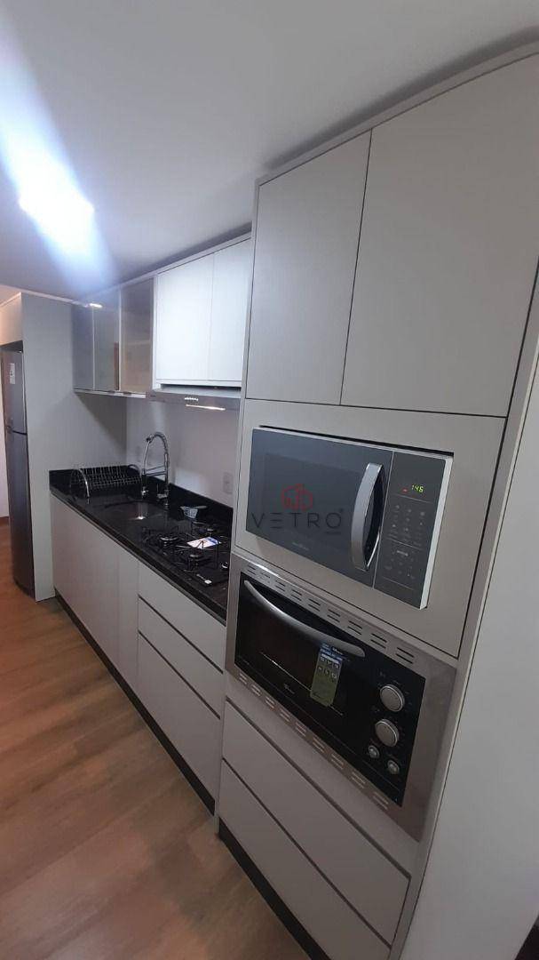 Apartamento à venda com 2 quartos, 75m² - Foto 8