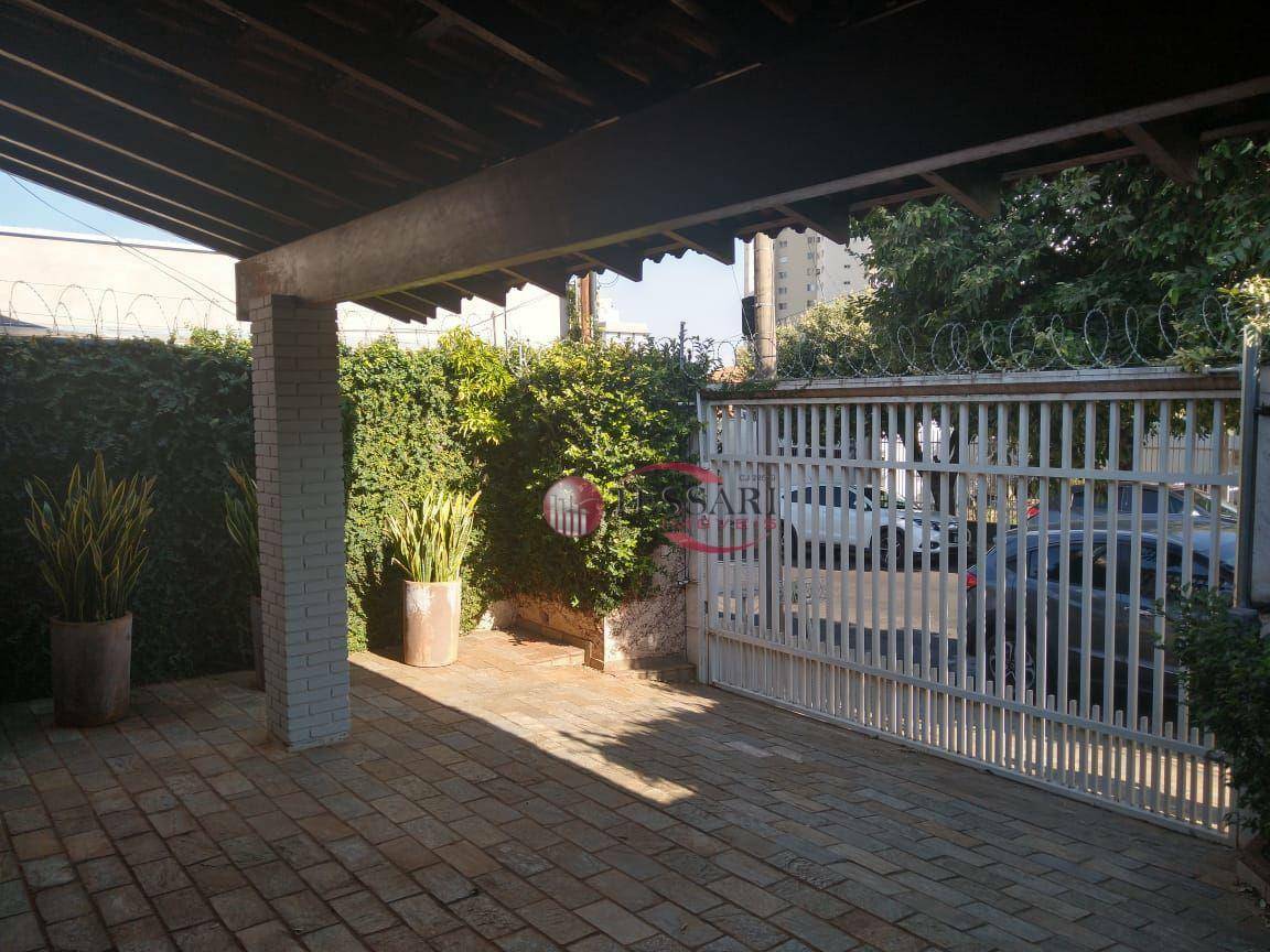 Casa, 3 quartos, 297 m² - Foto 1