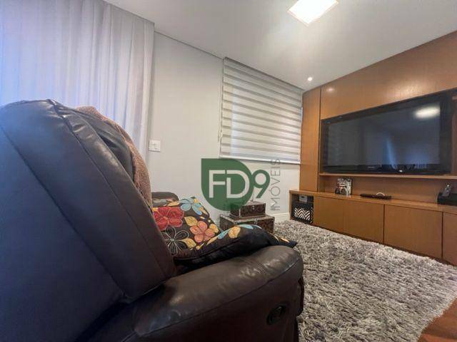 Apartamento à venda com 3 quartos, 160m² - Foto 10