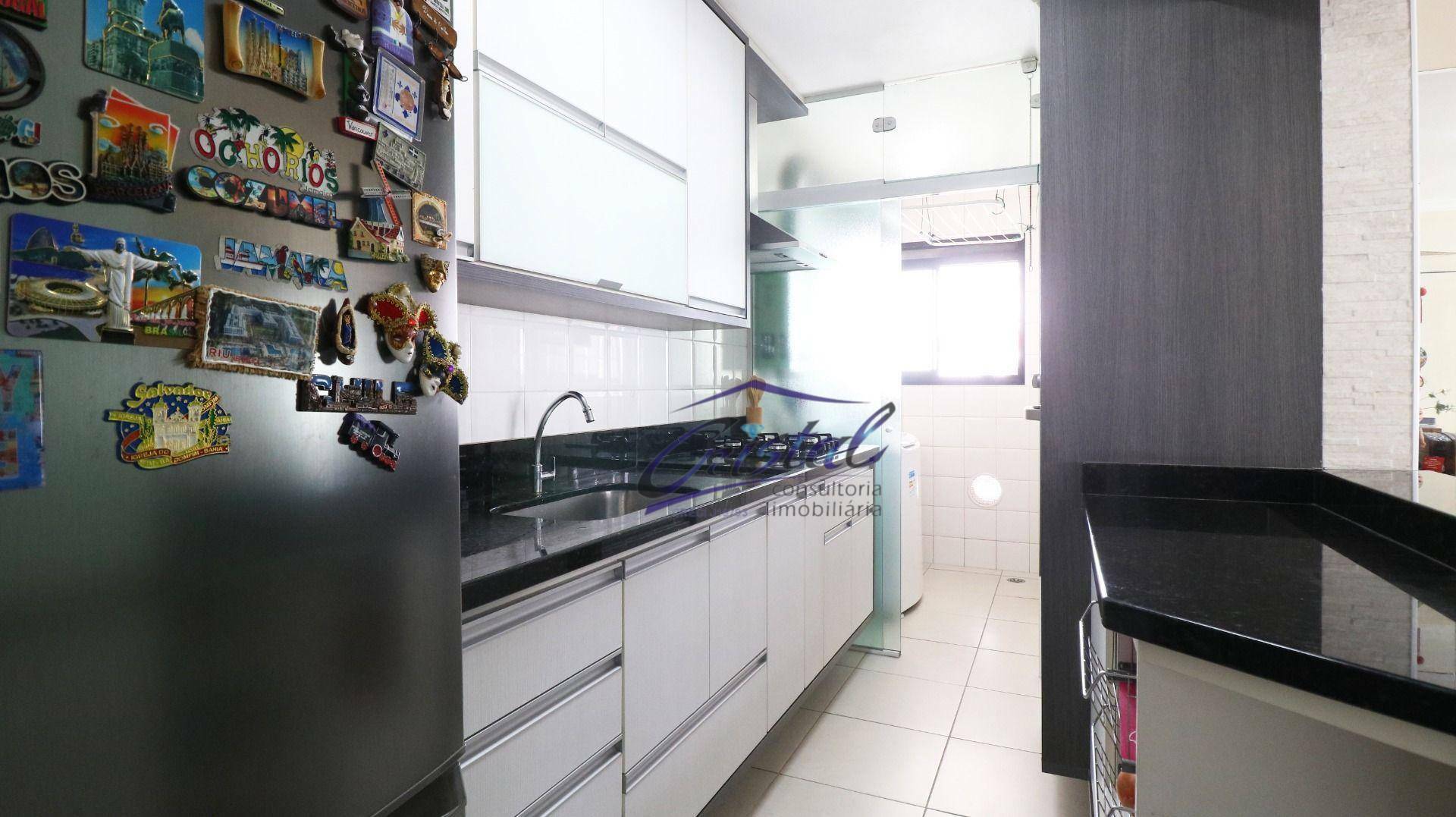 Apartamento à venda com 3 quartos, 75m² - Foto 18