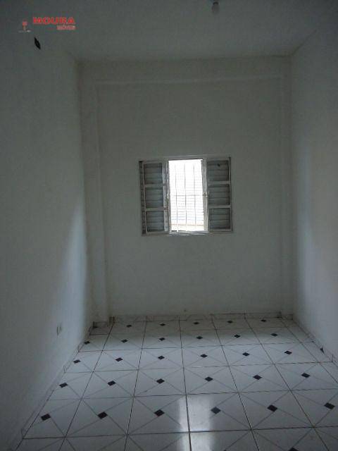 Casa para alugar com 1 quarto, 40m² - Foto 7