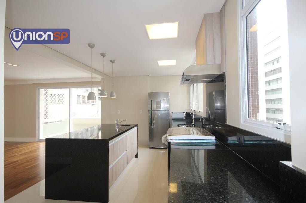 Apartamento à venda com 2 quartos, 210m² - Foto 11