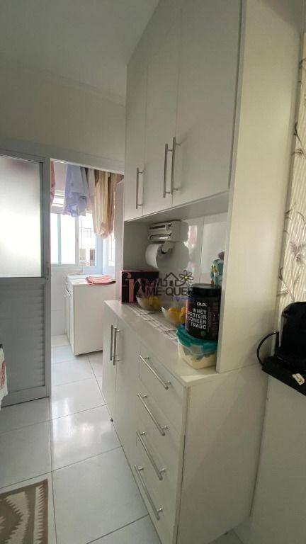 Apartamento à venda com 3 quartos, 74m² - Foto 24