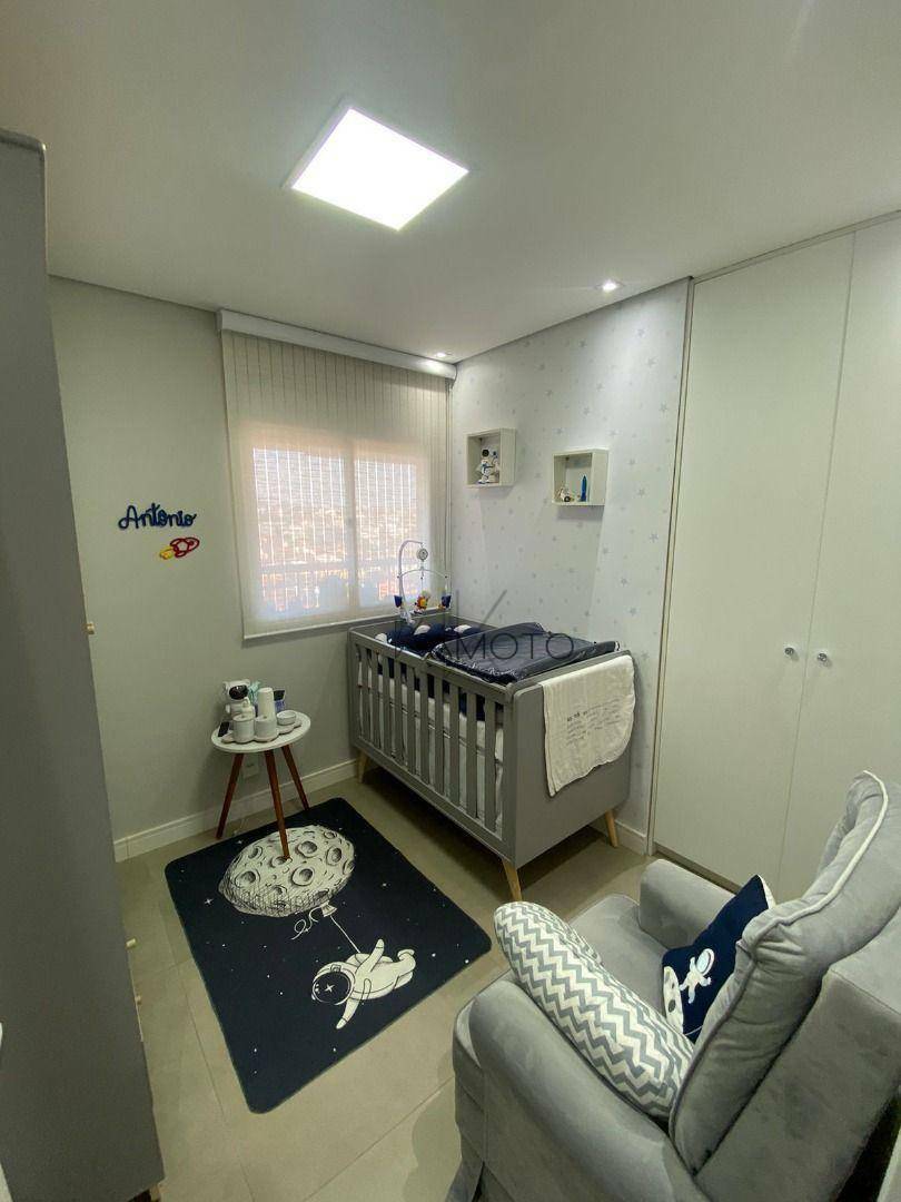 Apartamento à venda com 2 quartos, 64m² - Foto 2