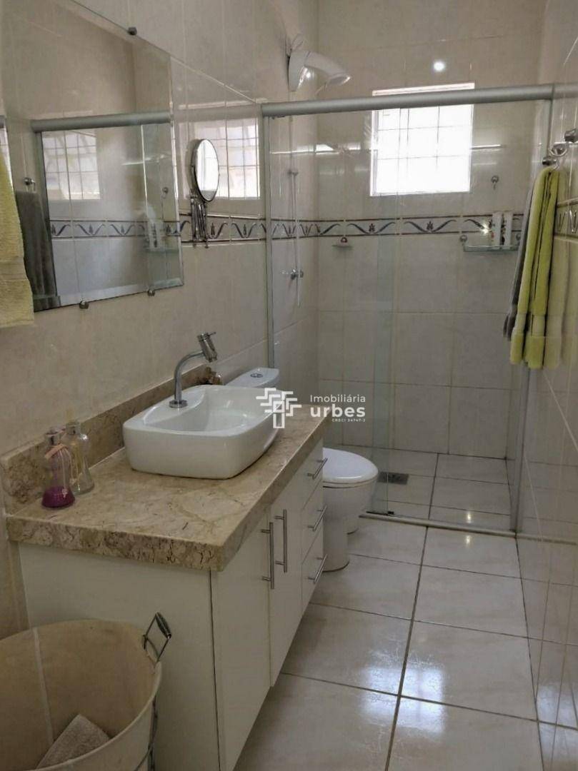 Casa à venda com 3 quartos, 114m² - Foto 11