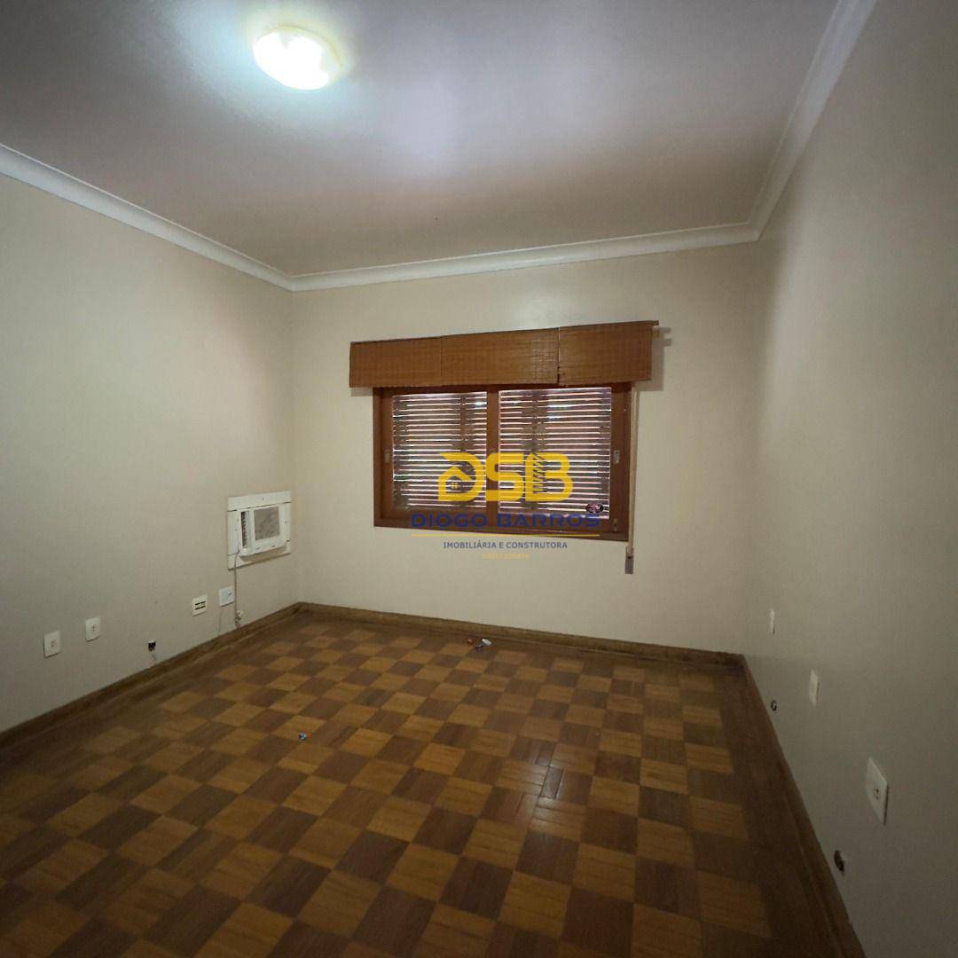 Casa para alugar com 4 quartos, 478m² - Foto 25