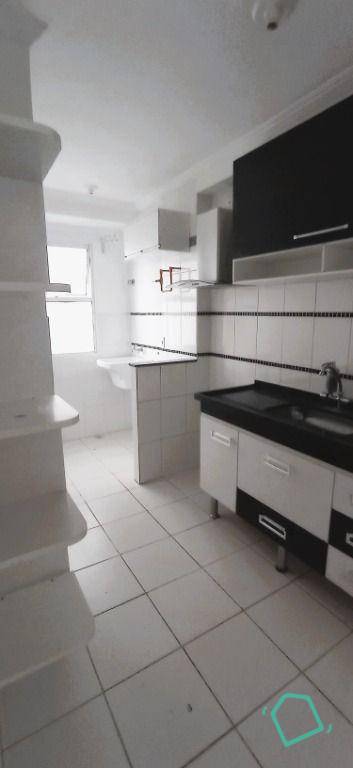 Apartamento para alugar com 2 quartos, 55m² - Foto 3