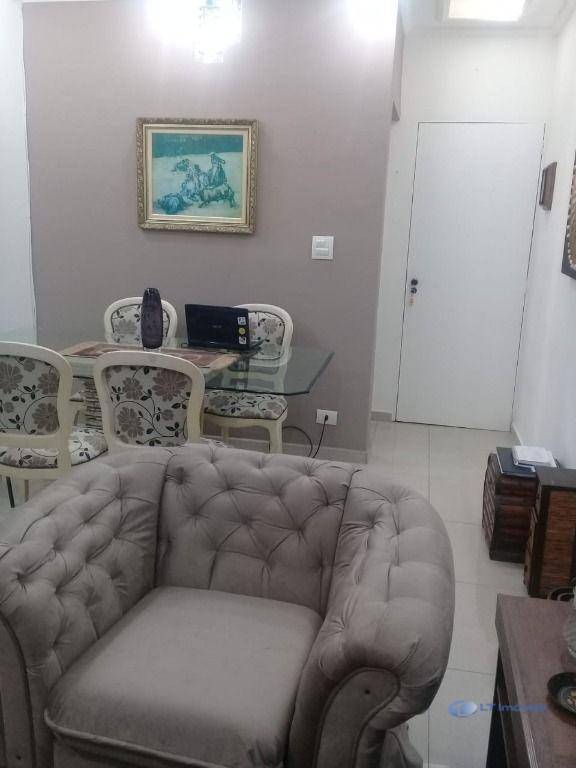 Apartamento à venda com 3 quartos, 72m² - Foto 4