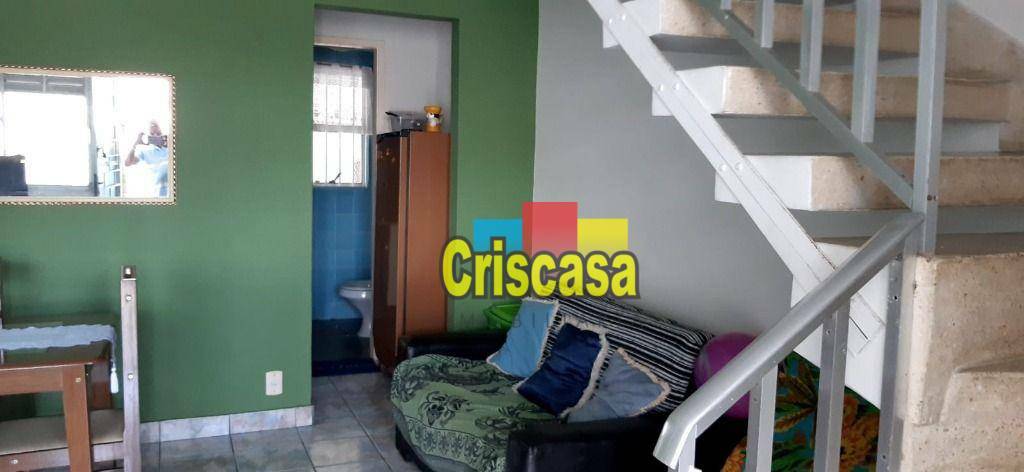 Casa à venda com 2 quartos, 70m² - Foto 4