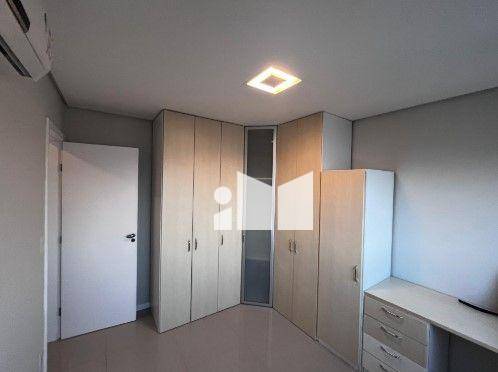 Apartamento para alugar com 3 quartos, 123m² - Foto 2